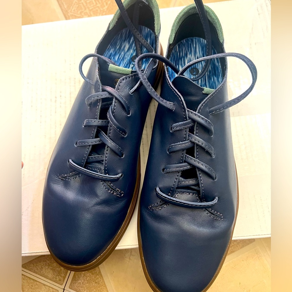 Comunity Made Shoes